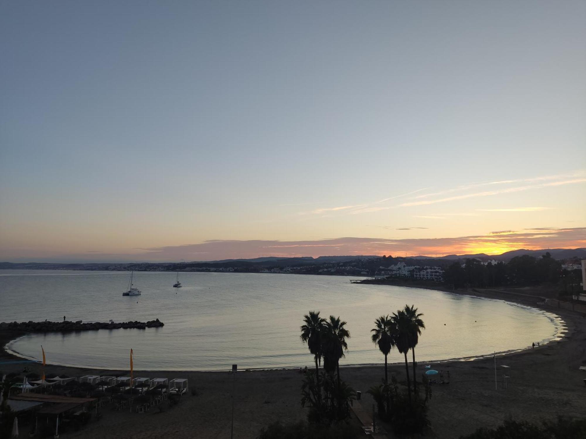 Front Sea View Penthouse Apartamento Estepona Exterior foto